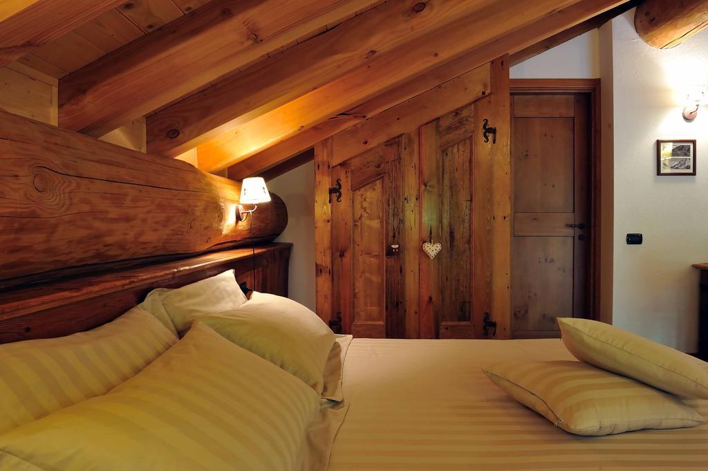 Ellex Eco Hotel Gressoney-la-Trinité Pokoj fotografie